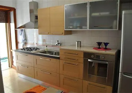 Elegante Con Terrazzo Due Passi Dal Centro